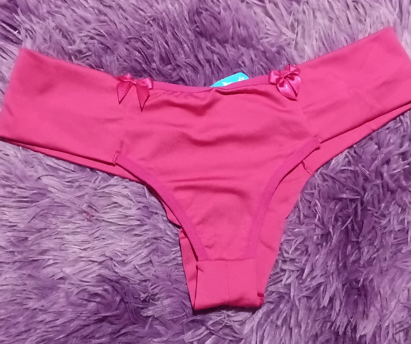 3323 Tanga fio Amanda Suede